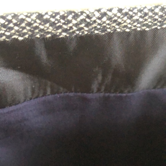 Beautiful textured Banana Republic skirt - Picture 7 of 7